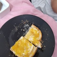 A picture of Orange 🍊 & lime 🍋‍🟩 jam.