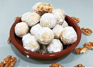 Foto principal de Besitos con nueces receta muy fácil