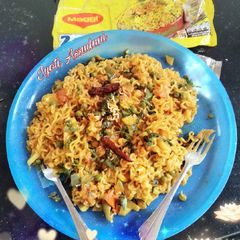A picture of Punjabi Tadka maggi 😋😋😋😋🔥 Spicy masala 😋 Maggi.