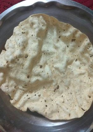 A picture of Roasted papad.