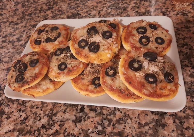 Mini pizza con una masa muy suave y crujiente