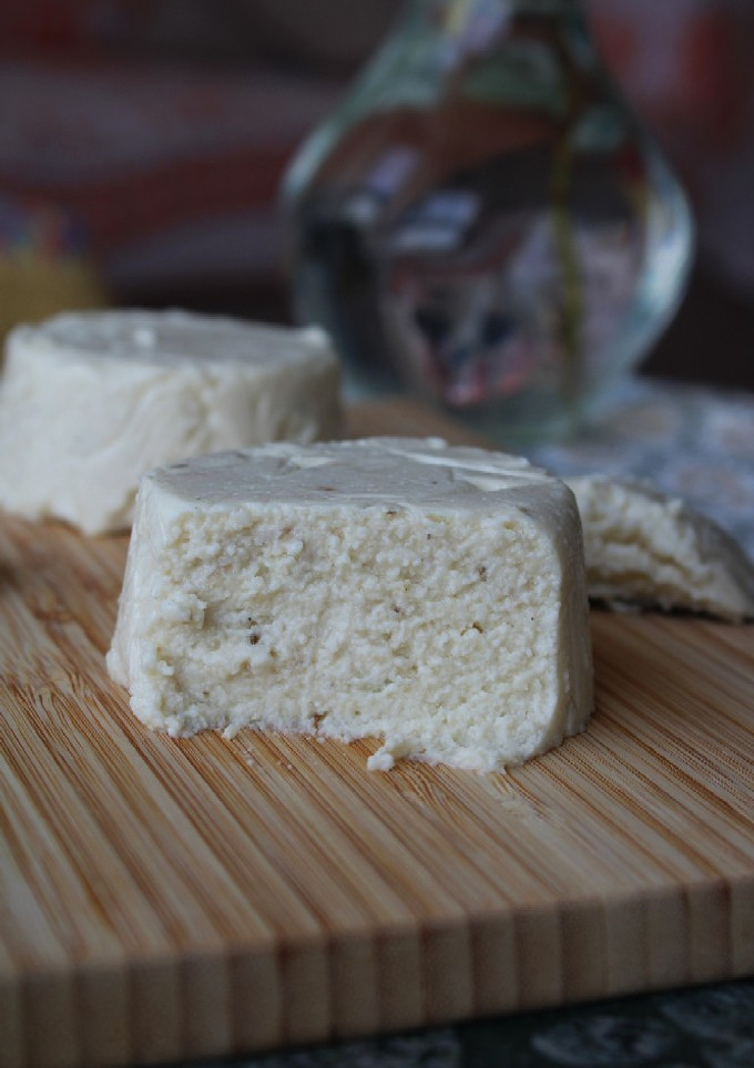 Una foto de Queso vegano de almendras🌱
