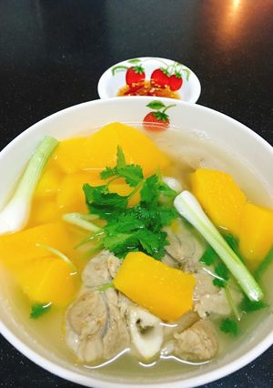Hình của món Canh Đu Đủ Nấu Giò Heo.