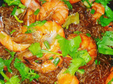 กุ้งอบวุ้นเส้น