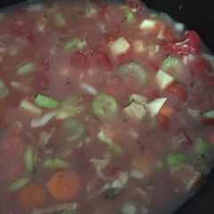 A picture of Manhattan clam chowder.