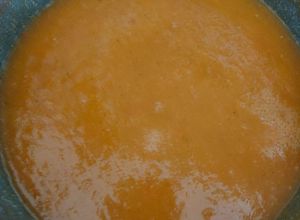 Foto di Minestrone di carote, porro, una zucchina e pomodorini 🍅