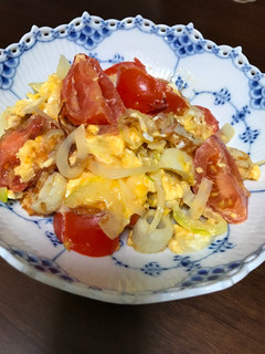 A picture of Scrambled egg with chikuwa.
