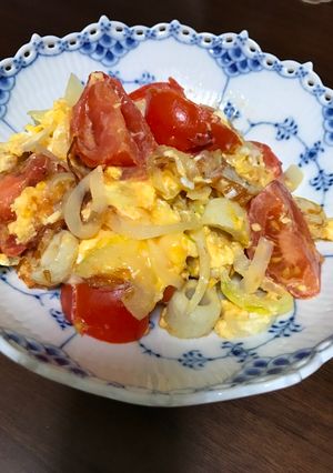 A picture of Scrambled egg with chikuwa.