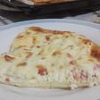 Pizza de beicon y espuma de queso