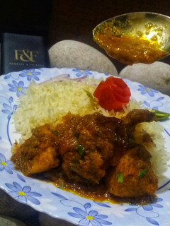 A picture of Hydrabadi dum chicken.