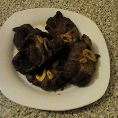 A picture of Spicy grilled beef chops.