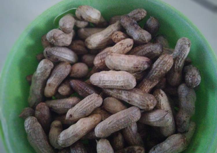 Kacang tanah rebus