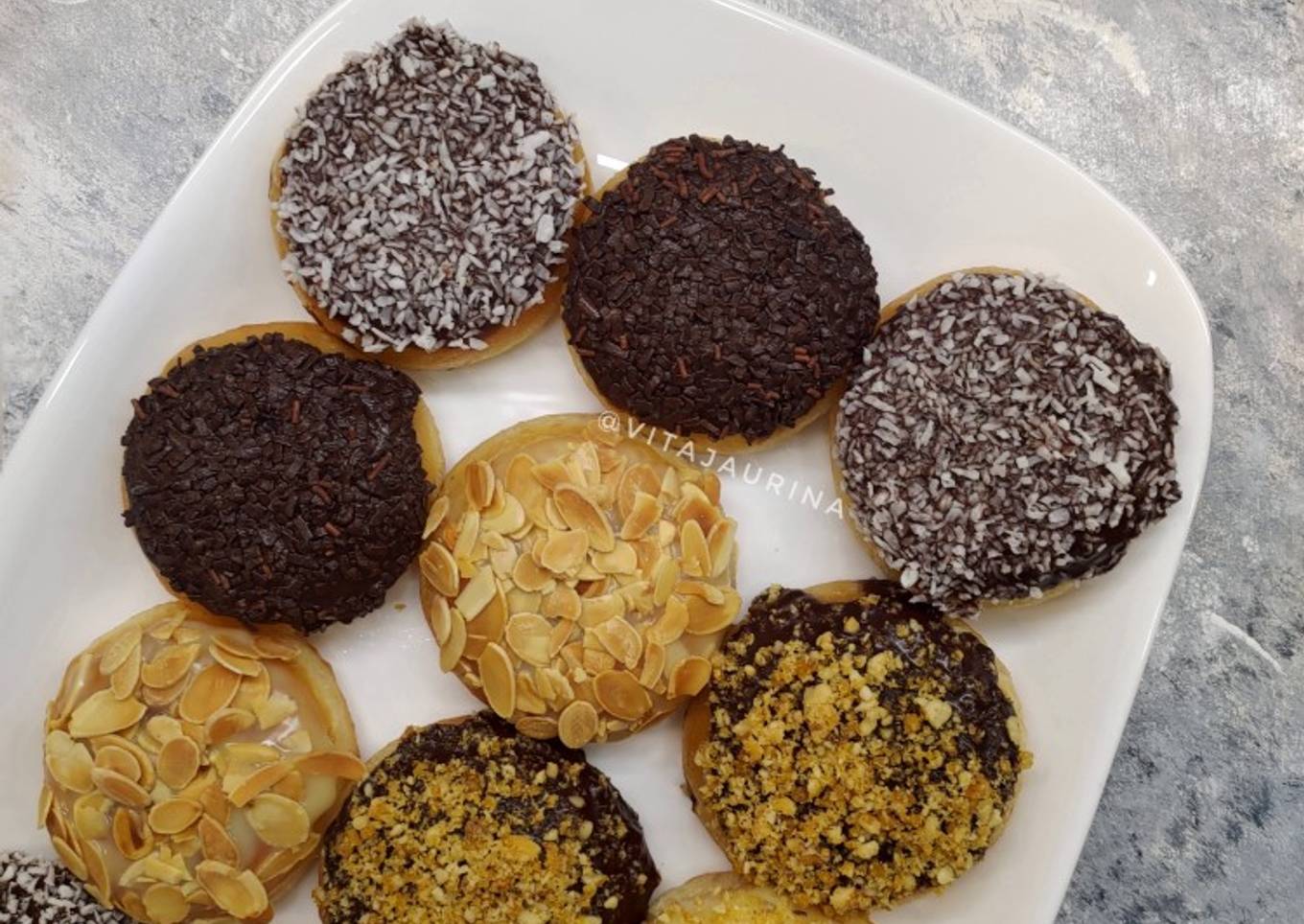 Donat Nasi Mini (fluffy!)