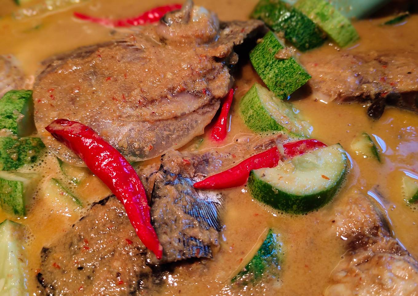 Gulai kuning ikan tongkol