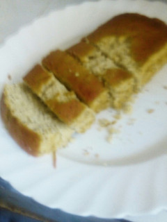 A picture of Lemon Poppy Seed Cake.