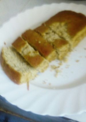 A picture of Lemon Poppy Seed Cake.