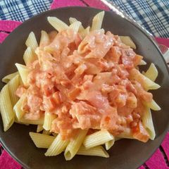 A picture of Pasta with tomato, feta and ouzo sauce.