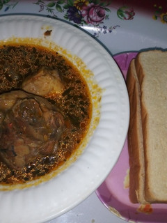 A picture of Bread with Turkey Pepper Soup.