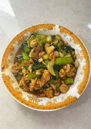 Foto resep Tumis pokchoy jamur telur