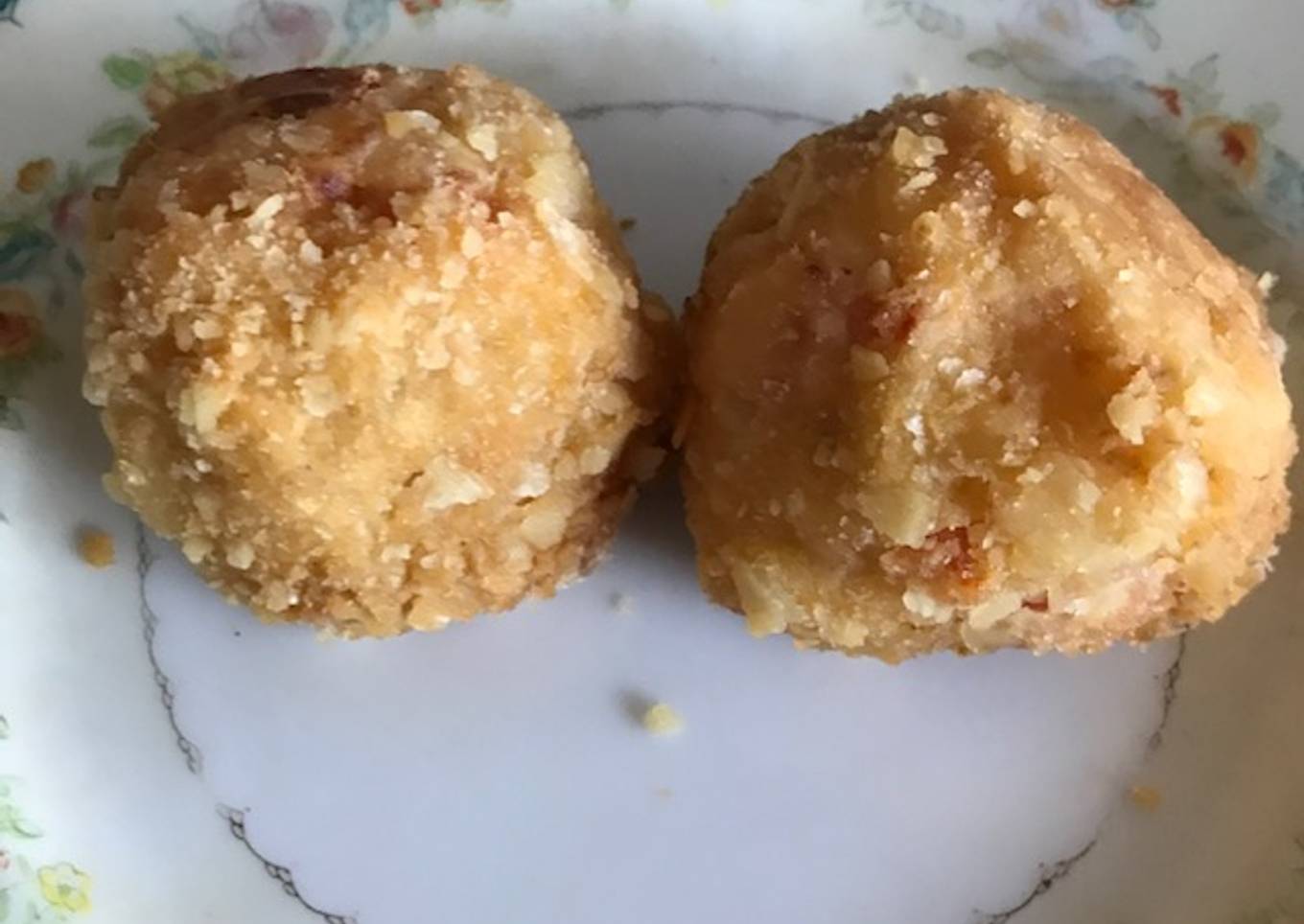Bolitas de papa con queso