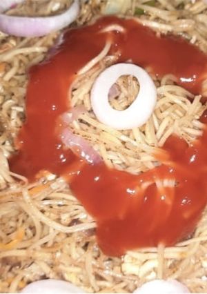 এগ্ চাউমিন (Egg Chow mein recipe in Bengali) রেসিপির প্রধান ছবি