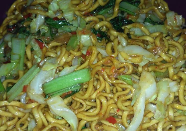 kaidah membuat Mie goreng apa adanyaa 😳 yang sedap