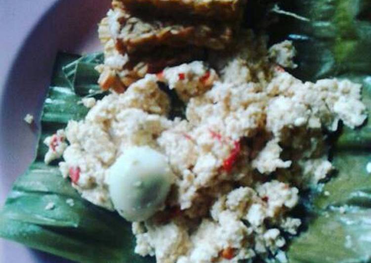 Bothok tahu telur puyuh