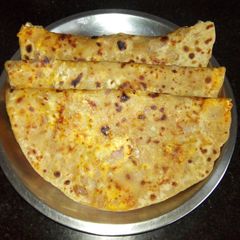 A picture of Paneer paratha.
