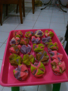 Foto resep Rainbow Bolu Kukus Mekar
