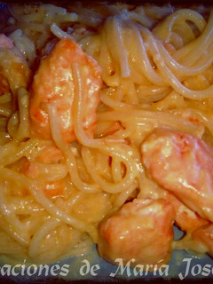 Una foto de Espaguetis con salmón