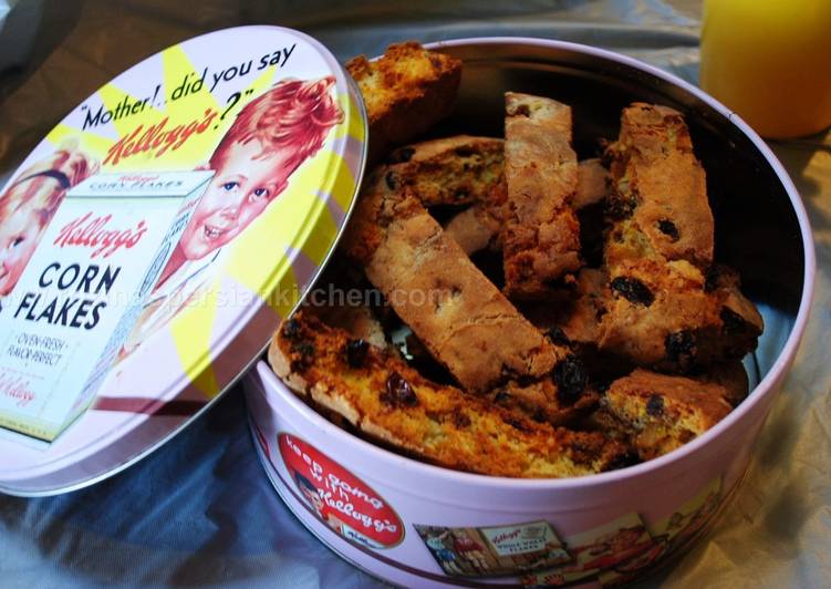 Recipe of Favorite Dried fruits biscuits (Biscotti)