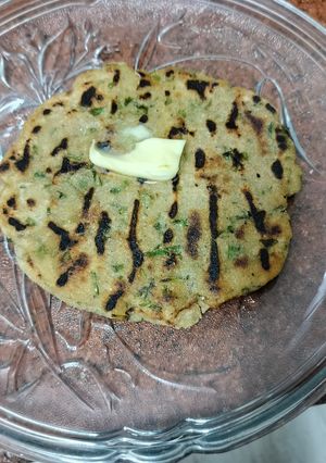 ज्वार आटा परांठा रेसिपी मुख्य फोटो