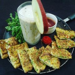 A picture of Oats Omelette with Apple Oats Honey Smoothie.