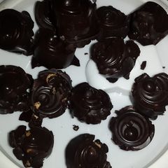 A picture of Crunchy Chocolate Bites.