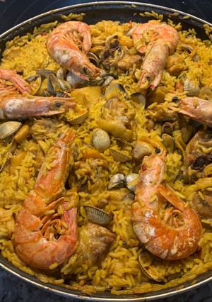 Una foto de Paella de marisco 🦐
