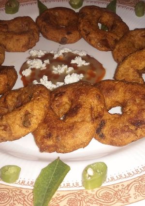 ब्रेड वड़ा (Bread vada recipe in Hindi) रेसिपी मुख्य फोटो