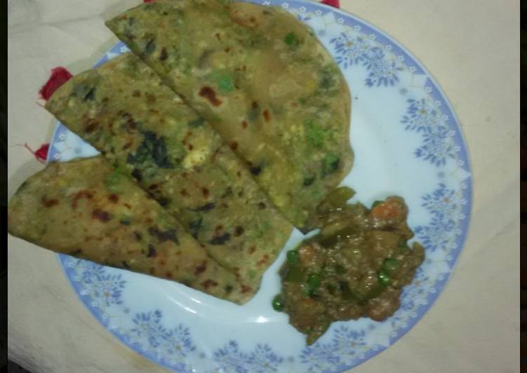 Methi Matar Malai Paratha