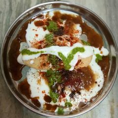 A picture of Dahi ki gujia.
