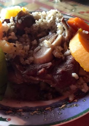 Una foto de Sopa con puchero de caracú y verduras