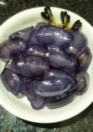 Hình của món Đác rim hoa đậu biếc.