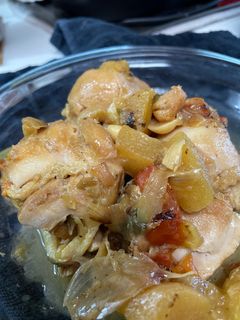 Una foto de Pollo con manzana y canela