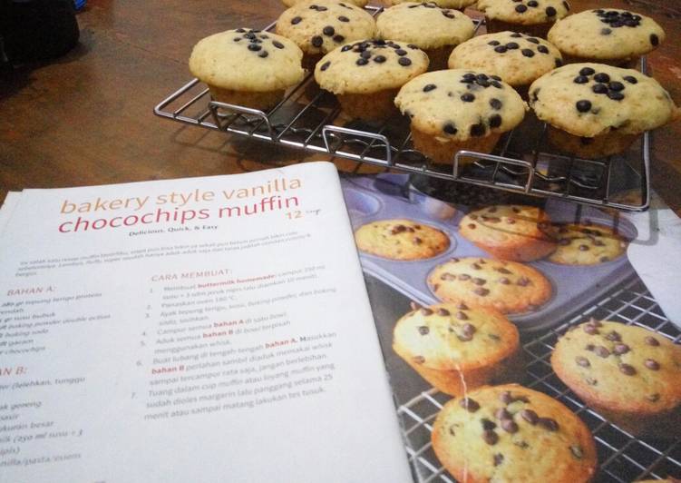 Resep Bakery style vanilla chocochips muffin (tintin rayner's), Lezat