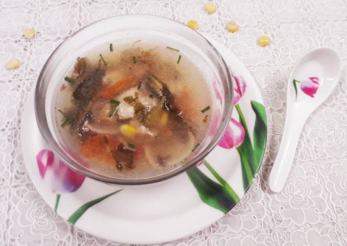 Chicken haam chhoy soup