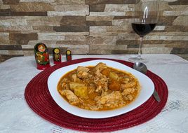 Guiso de arroz con pollo