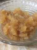Mermelada de manzanas con cáscara y canela