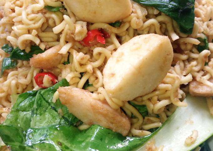 Resep: Mie Goreng Baceman Bawang Putih Sederhana Dan Enak