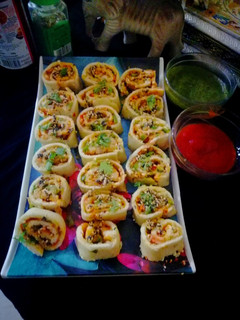 वेज सूजी रोल्स (veg suji rolls recipe in Hindi) रेसिपी मुख्य फोटो