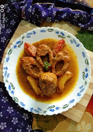 আলু টমেটো দিয়ে রুই মাছের ঝোল (Alu tomato diye rui macher jhol recipe in Bengali রেসিপির প্রধান ছবি