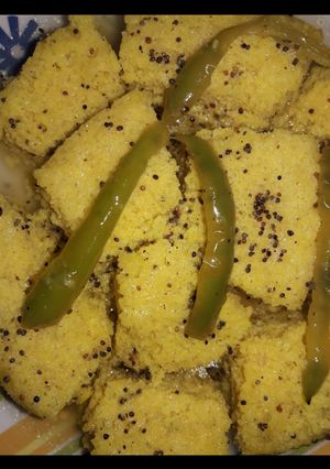 A picture of Dhokla.