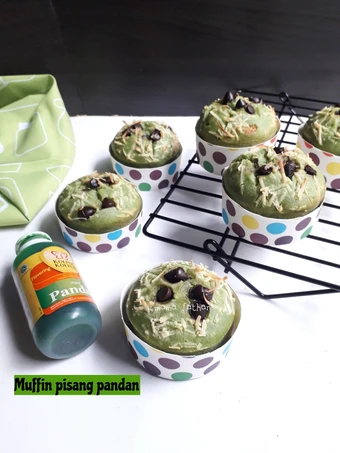 Langkah Mudah untuk Membikin Resep  Muffin pisang pandan yang Bikin Ngiler, Enak